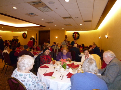 seniorsxmas_010.JPG